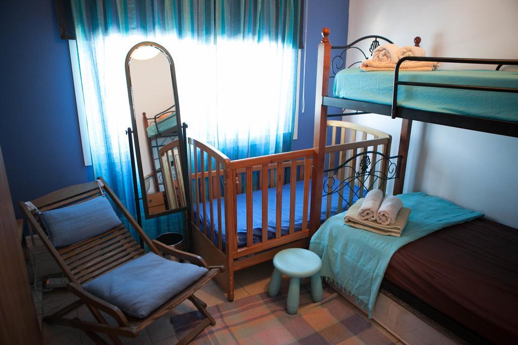 Aquarian Beachfront Apartment Larnaca Zewnętrze zdjęcie