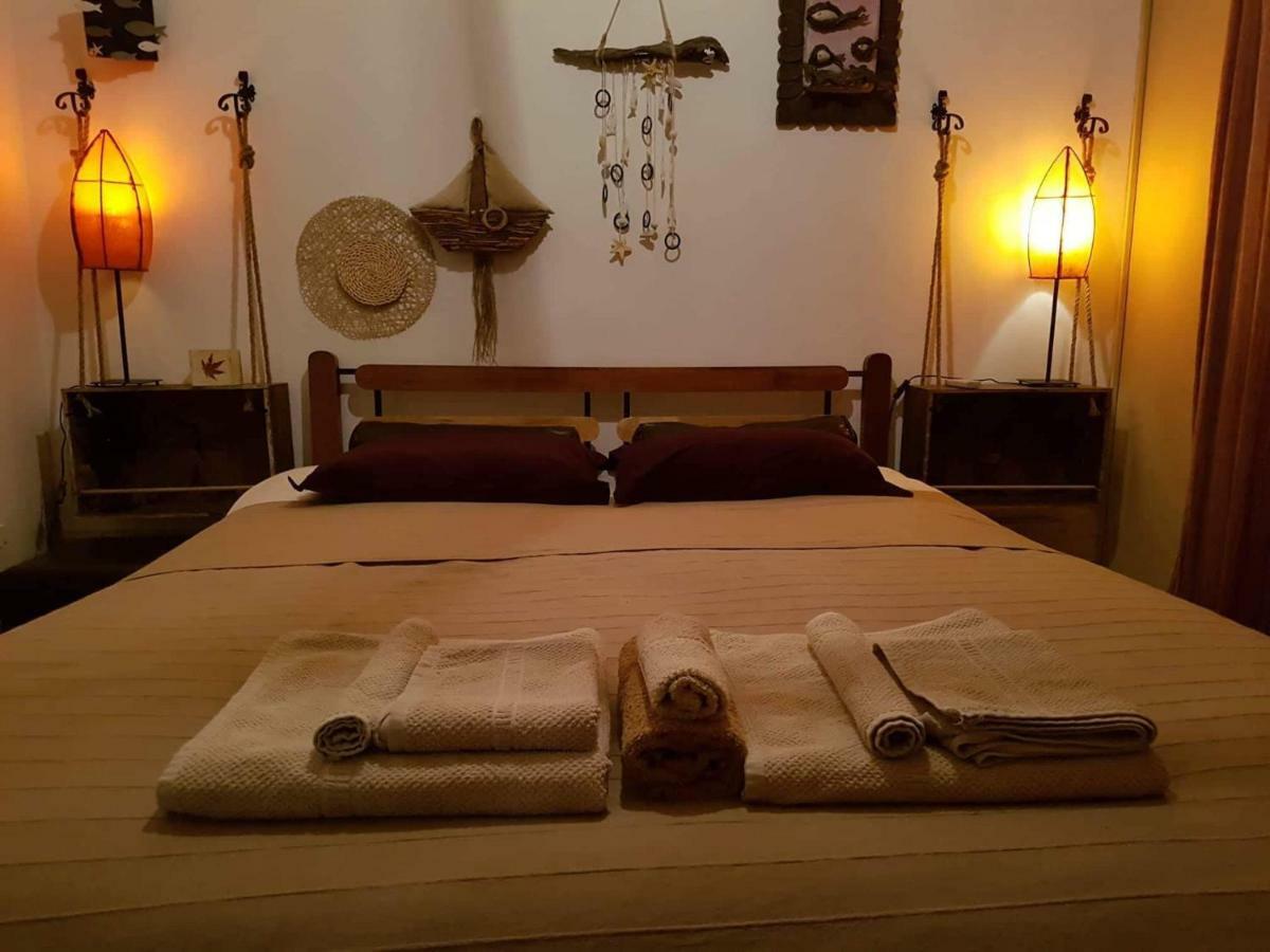 Aquarian Beachfront Apartment Larnaca Zewnętrze zdjęcie